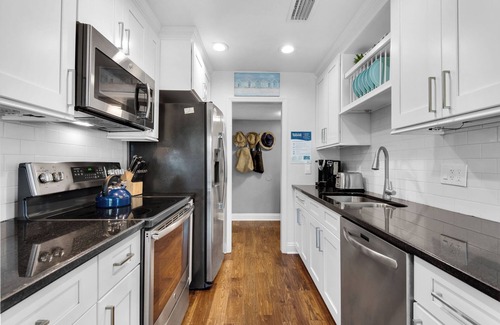Frangista Beach Condo | Sleeps 8 w/Resort Pools, Tennis, Golf & Beach Access + Attraction Tickets!