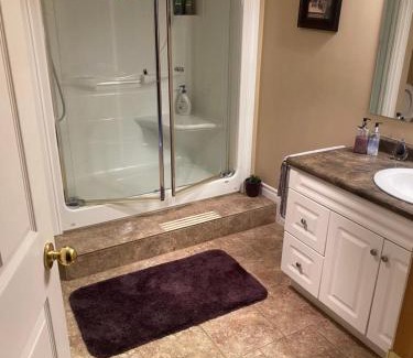 Bridgewater House | Sleepy Pines Place