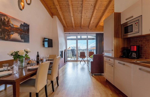 Kaprun Apartment | Slightly outside the centre with large balconies