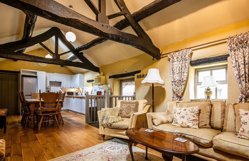Bakewell Cottage | Slipper Lo