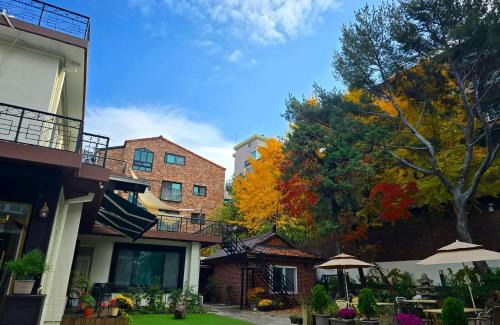 Myeongdong House | Slow Vibe Myeongdong