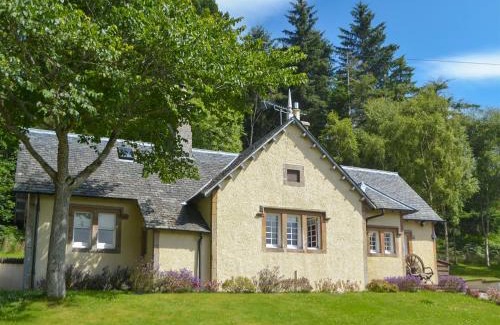 Dornoch House | Sluice Keeper's Cottage