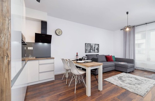 Podgorze Apartment | Slusarska 5 | Apartment for 2 | Balcony | Cracow