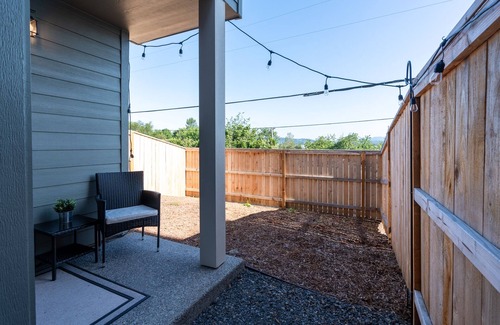 Troutdale Apartment | Small and cozy studio in brand new house, family-neighborhood, walk most places.