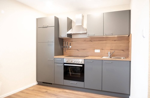 Neudorf Apartment | Small apartment with bedroom, kitchen and bathroom