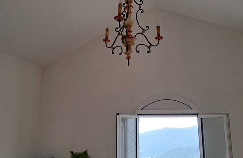 Rezzo Apartment | Small attic amazing view