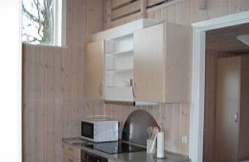 Aabenraa Cottage | Small cottage directly to the beach in the beautiful scenery