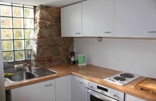 Roucas-Blanc House | Small detached house in a residential area of marseille