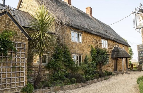 Middleton Cheney House | Small double room at The Duke at Clifton