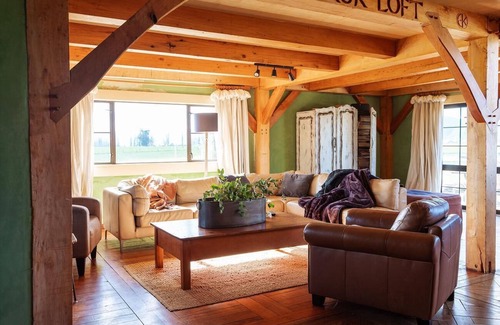 Waharoa House | Small Group unique Barn countryside retreat