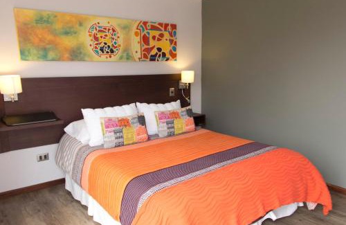 Temuco Hotel | Small Hotel Goblin´s House