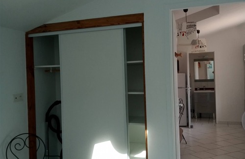 Saint Germain de Marencennes Cottage | Small house 25 minutes from the ocean.