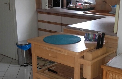 La Cerlangue Apartment | Small independent cottage in Norman property from the 19th