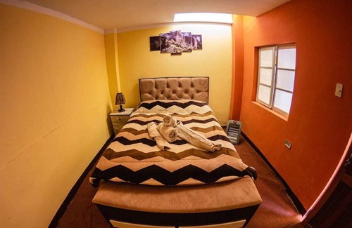 Copacabana House | Small independent house, in the center of copacabana