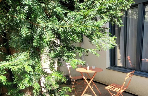 Bagnolet Apartment | Small loft and terrace in Le Lilas, 4 minutes from the Serge Gainsbourg metro station on line 11