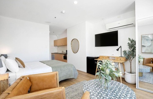 Perth Central Business District Apartment | Small Moments