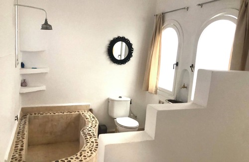 Ahl Agadir House | Small Riad with terrace for 5 people in the heart of the medina and 5 minutes from the beach