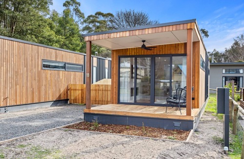 Halls Gap House | Small Scale Stays - 1B Couples Retreat