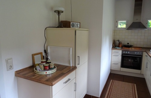 Silberstedt Apartment | Small thatched house with lovely furnishings and garden - Kleines Reethaus