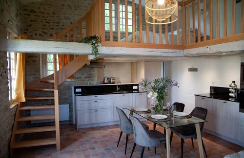 Coutances House | Small town house with swimming pool