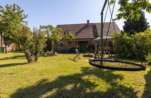 Kreba-Neudorf Apartment | Small vacation apartment - Ladusch Farm