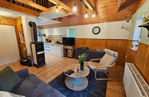 Uplengen House | Small vacation home Luettje Backhuus 35516 - Holiday home Luettje Backhuus