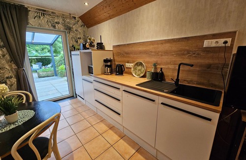 Uplengen House | Small vacation home Luettje Backhuus 35516 - Holiday home Luettje Backhuus