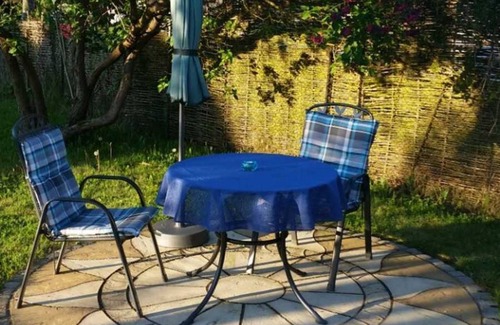 Monkebude Apartment | Small vacation home with WLAN near the water - Holiday home