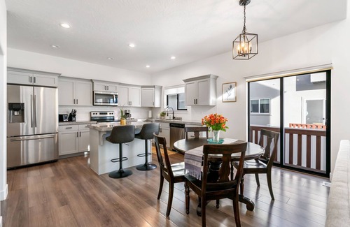 Eagle Mountain House | Smart Home With Garage Parking