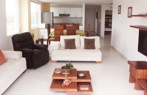 Tonsupa House | Smart penthouse with ocean view
