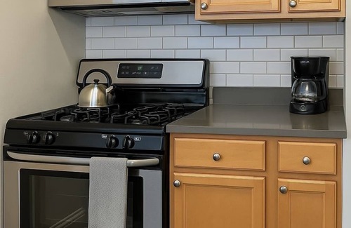 Hyde Park Apartment | Smart Stay in Hyde Park 1BR