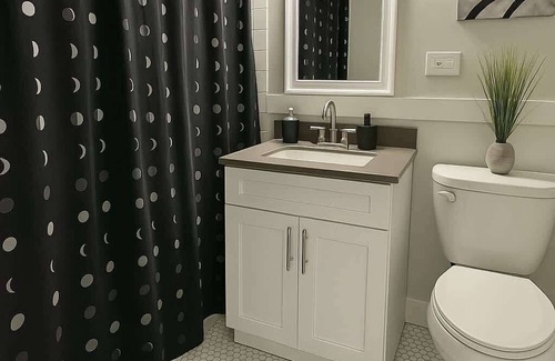 Hyde Park Apartment | Smart Stay in Hyde Park 1BR