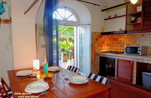 Pieve Ligure Apartment | Smart Studio for 4 people, facing the sea with garden, terrace and pool!