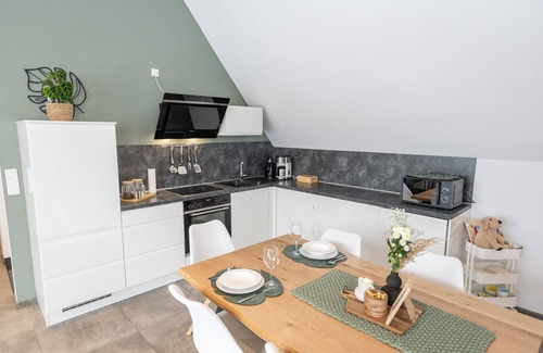 Bad Zwischenahn Apartment | SmartFewo: Pedelec | Penthouse | Sauna | Parking