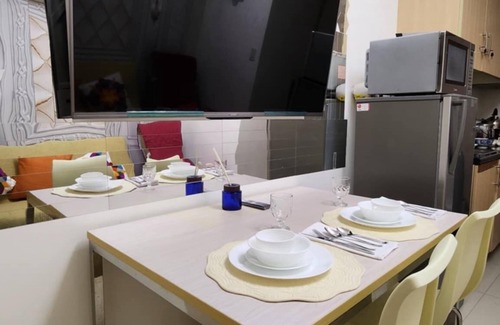 Kapitolyo Condo | SMDC Light Residences Unit has massage chair, Light Mall linked to MRT station