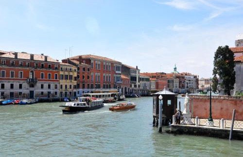 Cannaregio Apartment | Smeraldo apartment Grand Canal 1566C