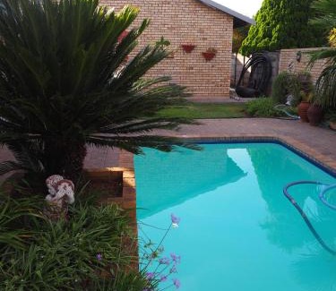 Vryburg House | Smirna Guesthouse