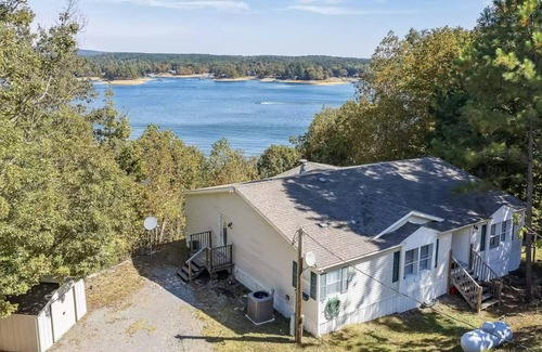 Bremen House | "Smith Lake Hideaway 4BR Waterfront w/Panoramic Views . "