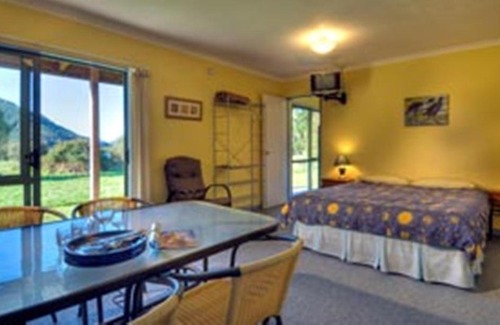 Linkwater Resort | Smiths Farm Holiday Park