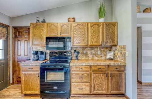 Marble Cabin | Smoky Mountain Bliss - Waterfront, Hot Tub, Game Room, Fire Pit, & Near Casino