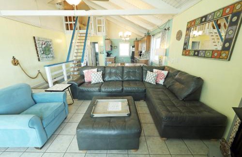 South Nags Head House | SN8643 - Back 2 The Beach