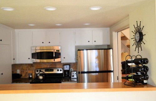 Sun Valley Condo | Snowcreek Location! Heart of Sun Valley on Dollar's Doorstep 2BR 2Bath Full Loft