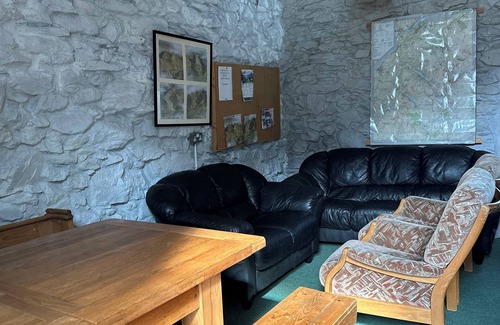 Nant Peris Cabin | Snowdon Bunkhouse, CH, Nant Peris Llanberis Pass near Zip wire, Mountain Railway