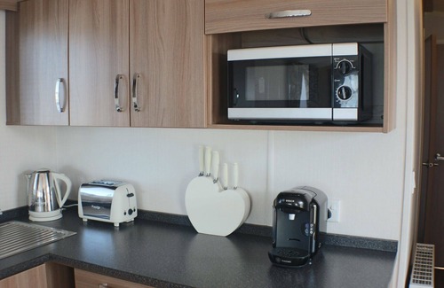 Bangor Ski Chalet | "SNOWDONIA RETREAT" holiday home in Snowdonia National park.