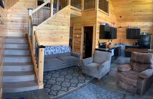 Woodland Cabin | Snowmobilers Getaway - ATVers Paradise