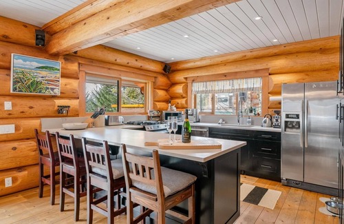 Nordic Estates Ski Chalet | Snowridge Haven