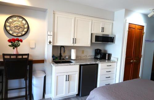 Snowshoe Apartment | Snowshoe Mountain Studio! Central Village!