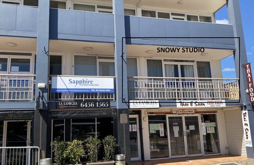 Jindabyne Apartment | Snowy Studio - Super Central Location l WiFi