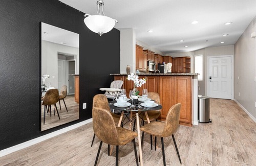 Tempe Apartment | Snug 2BR Near ASU|Pool, Gym & Pet-Frndly