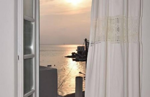 Katapola House | SOCHORO - Neoclassical House Amorgos